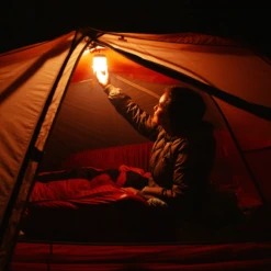 BioLite Alpenglow 250 Lantern 19 BioLite Alpenglow 250 Lantern -Big Agnes Shop 1061408 800 auto