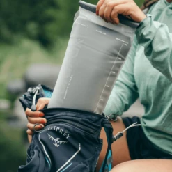 HydraPak Velocity 1.5 L Slim Profile Reversible Hydration 9 HydraPak Velocity 1.5 L Slim Profile Reversible Hydration -Big Agnes Shop 1258490 800 auto