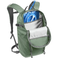 CamelBak Cloud Walker 18L Backpack -Big Agnes Shop 999930 800 auto
